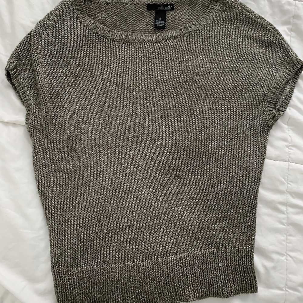 🌻🌻 Willi smith short sleeve sweater top